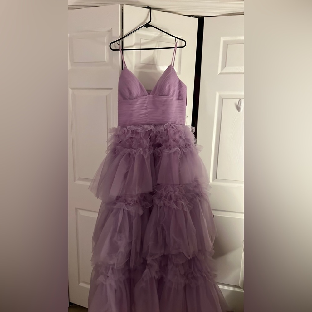 Lilac purple Tulle Ruffles V-neck Train prom Dress (Sherri hill knock off)
